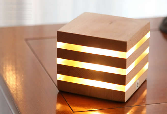 Modern Style Rechargeable Wooden Cube Table Lamp - FeelGift