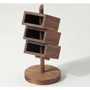https://www.feelgift.com/media/catalog/product/cache/1/image/290x/9df78eab33525d08d6e5fb8d27136e95/3/-/3-tier-wooden-office-desk-organizer-black-walnut-2018-4-14-christmas-gifts-cool-stuffs-feelgift-a.jpg