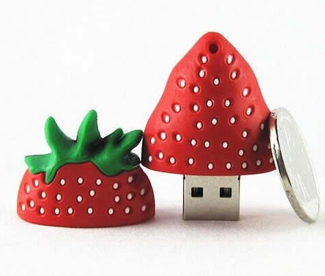 32G Strawberry Shaped USB Flash Drive