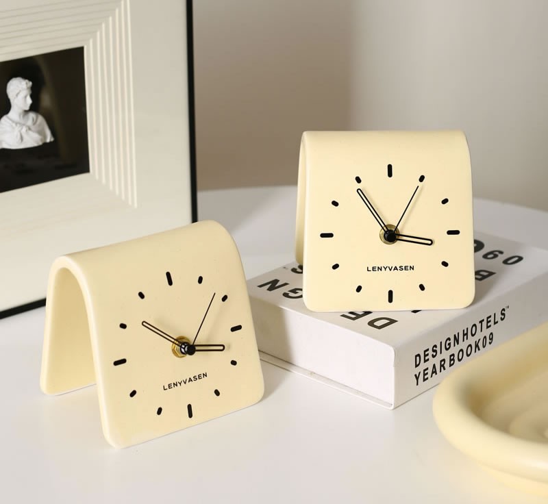 Simple Art Ceramic Silent Desk Clock