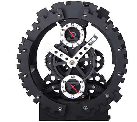 Black Maple's 10-Inch Moving Gear Desk Clock