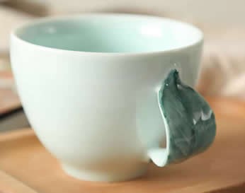  Ceramic Coffee Mug with Leaf Handle