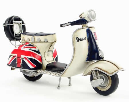 Handmade Antique Model Kit Motorcycle-1965 VESPA  Motor Scooter