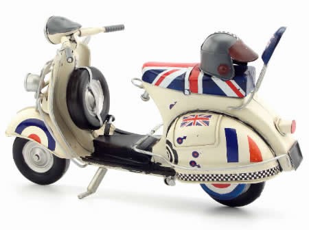 Handmade Antique Model Kit Motorcycle-1968  VESPA Motor Scooter