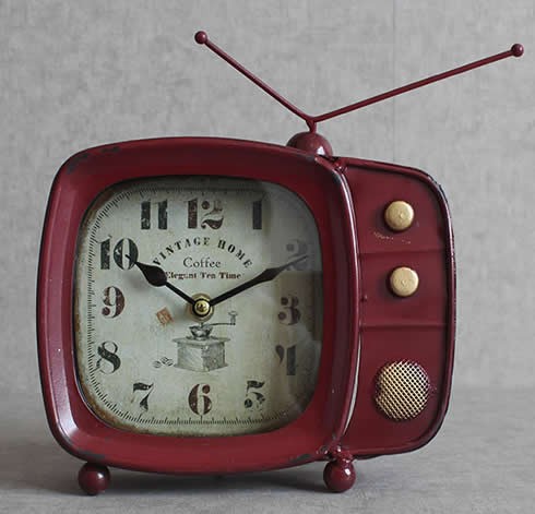 Iron Art Retro TV Shaped  Desk Clock