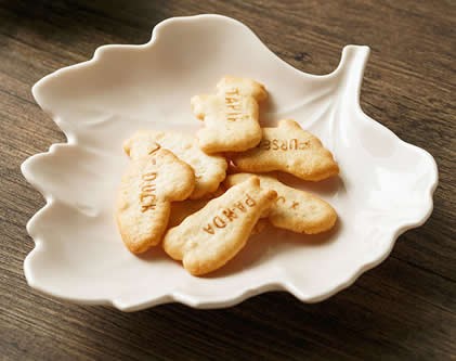 Porcelain Maple Leaf Dessert Bowls Snack Bowls, Set of 2