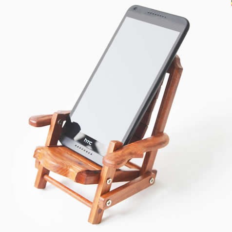Wooden Beach Deck Chair Desk Mobile Phone Display Holder  Stand 
