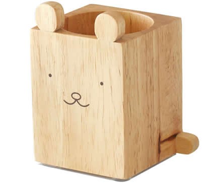 Wooden Cat/Bear Pen Holder