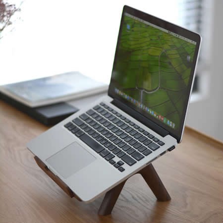  Wooden Laptop Stand Desktop Dock Dockting Station Stand for Tablet Laptop Macbook Air or Pro