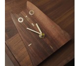 Simple wooden cat silent table clock