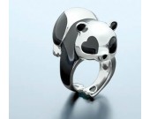 Hug Me Panda Ring
