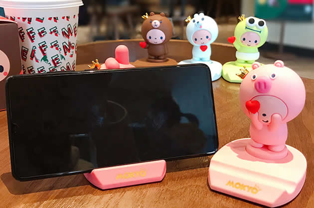 Fun Cute happy cartoon animal desktop phone holder