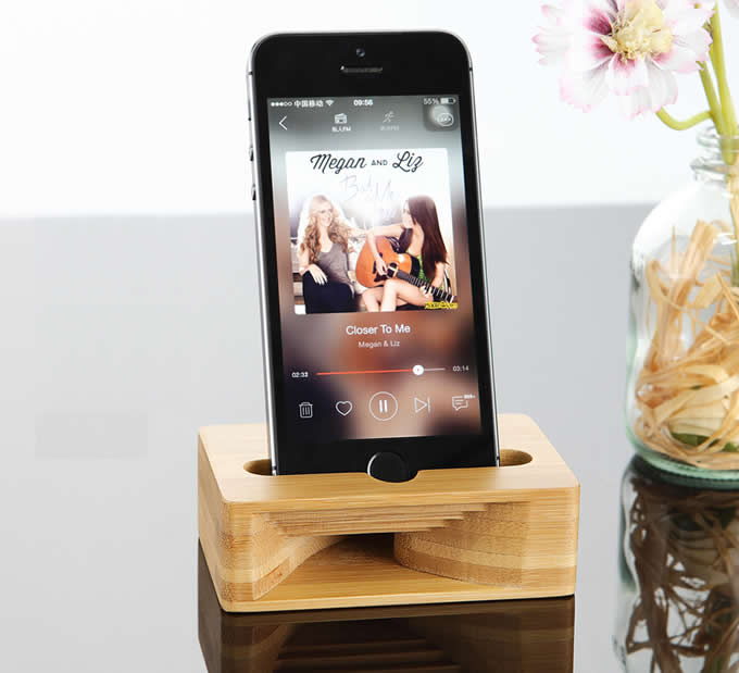  Bamboo Cell Phone Stand Dock with Sound Amplifier