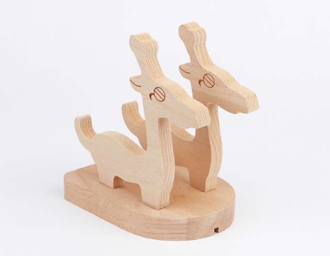 Bamboo  Muntjacs Cell Phone Stand Charging Dock Holder