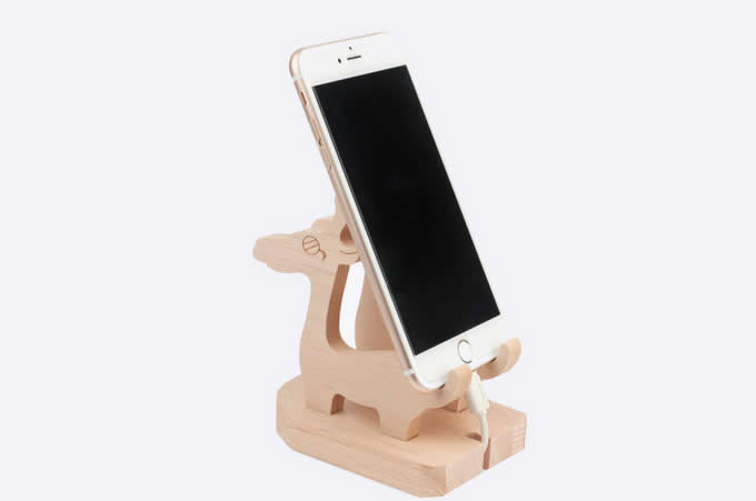 Bamboo  Muntjacs Cell Phone Stand Charging Dock Holder