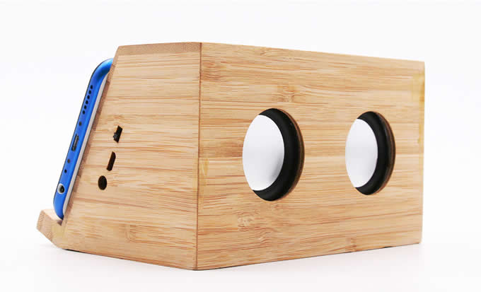   Bamboo Wooden Wireless Near Field Sound Amplifier For iPhone & Android   