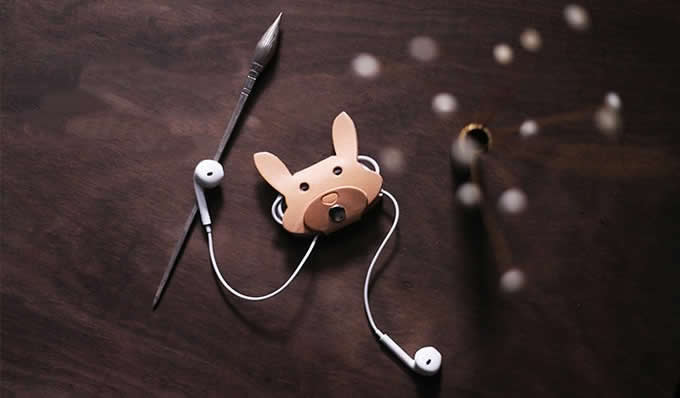  Handmade Leather Animal Face Headphone Earphone Wrap Winder Cord Organizer 