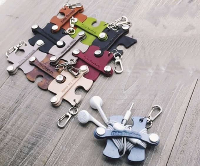  Handmade Leather Headphone Earphone Wrap Winder Cord Organizer WIth Keyring 