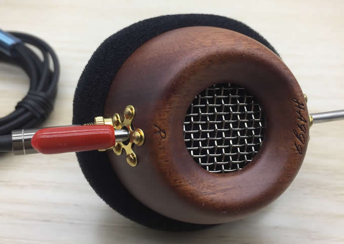 Portable Wooden On-Ear Headphone