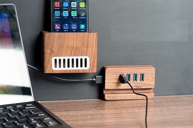  Portable Wooden USB 3.0 4-Port Hub with Stand for All Phones 