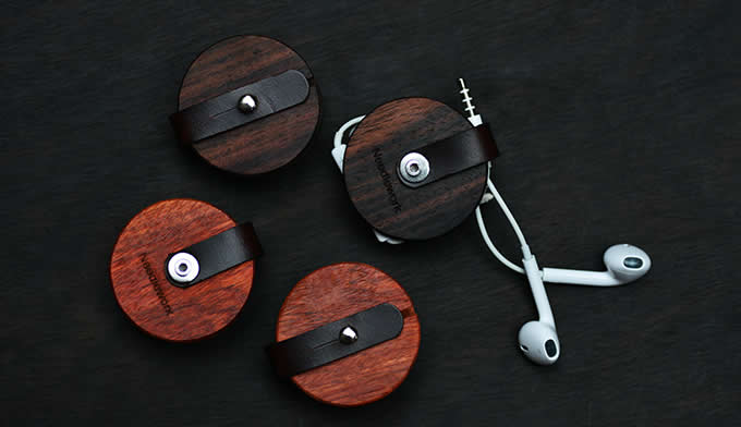  Wooden Headphone Wrap Winder Cable Cord Organizer