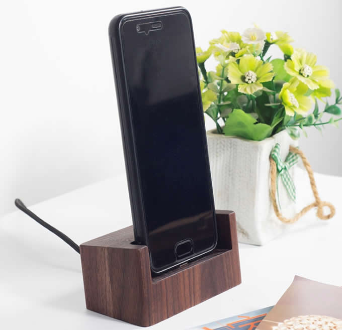 Wooden USB Type C Lightning Charging Dock Charger Station  