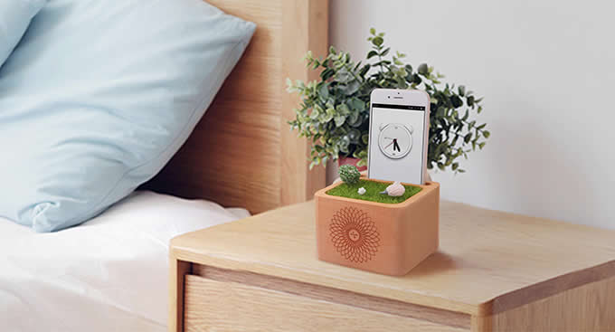 Wooden Speaker Sound Amplifier iPhone SmartPhone Stand 