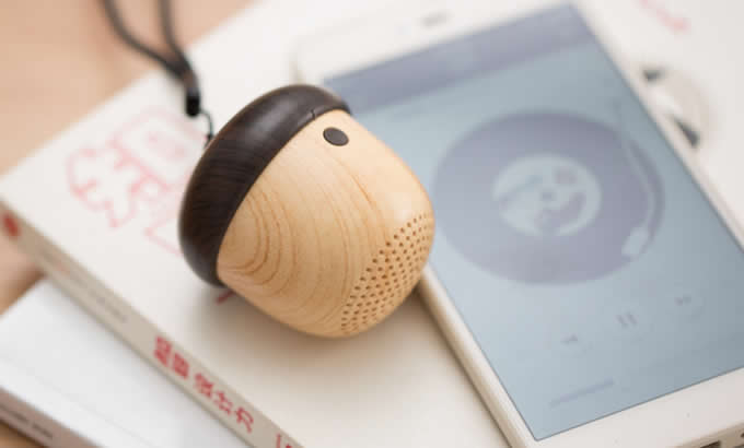 Acorn-Shaped Mini Nut Wooden Bluetooth Speaker