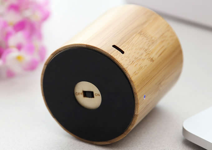 Wooden Cylinder Portable Bluetooth Speaker 