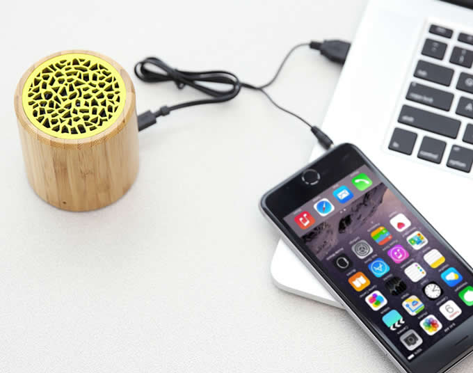 Wooden Cylinder Portable Bluetooth Speaker 