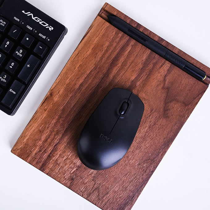 Simple Wooden Mouse Pad