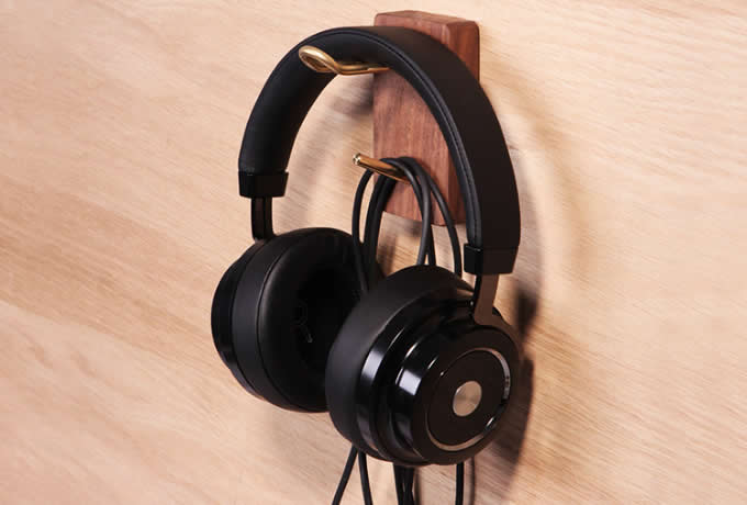  Universal Wooden Brass Headphone Wall Mount- Stand Hanger with Cable Holder
