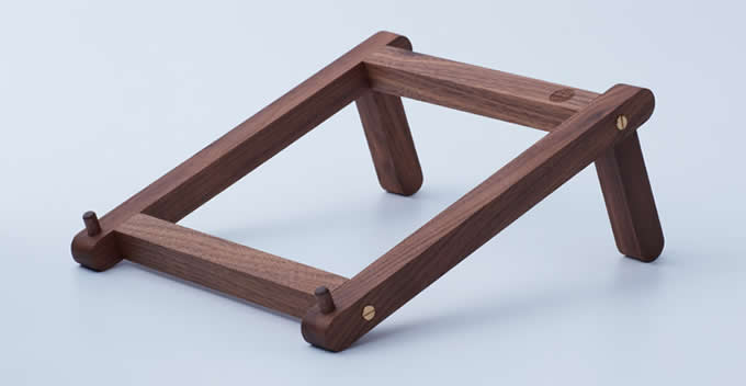 Universal Wooden Cooling Stand Holder Bracket Dock for 11-15.6 inches  Macbook  / iPad / Tablet / Notebook 