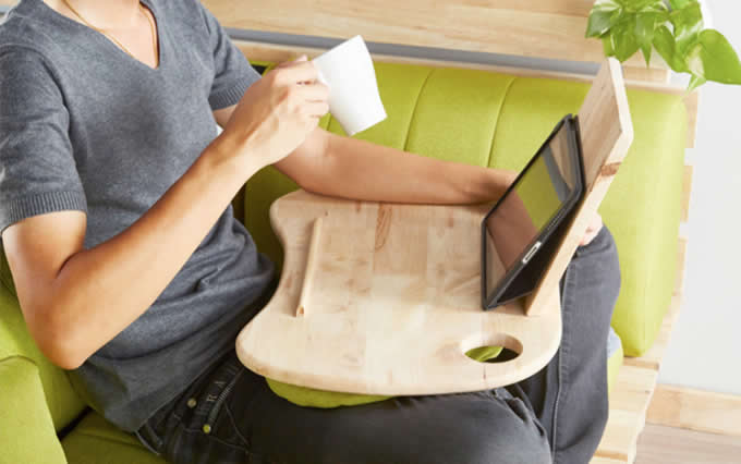 Portable Bamboo& Cushioned Macbook Mobile Lap Desk