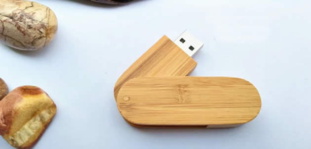 Simple Rotatable Wooden Usb Flash Drive
