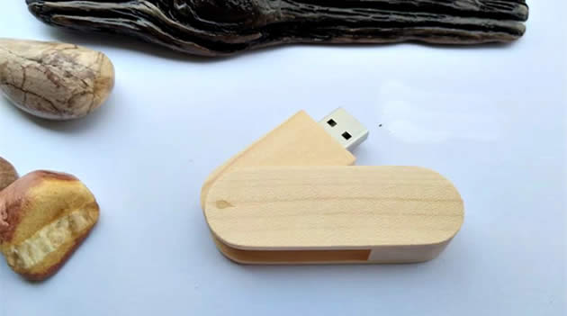 Simple Rotatable Wooden Usb Flash Drive