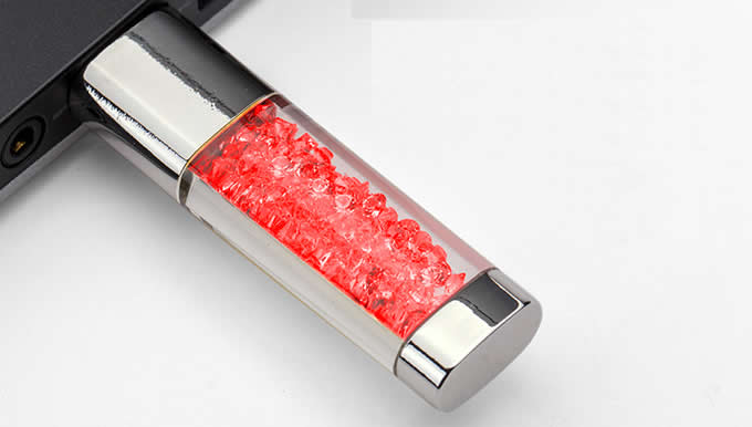  Crystal 32GB USB Flash Drive