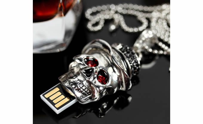 Skull Skeleton Head Shape USB Flash Drive