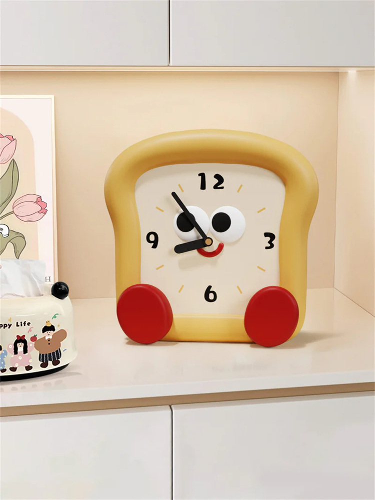 The Toast Clock:Meet Your New Favorite Desk Buddy