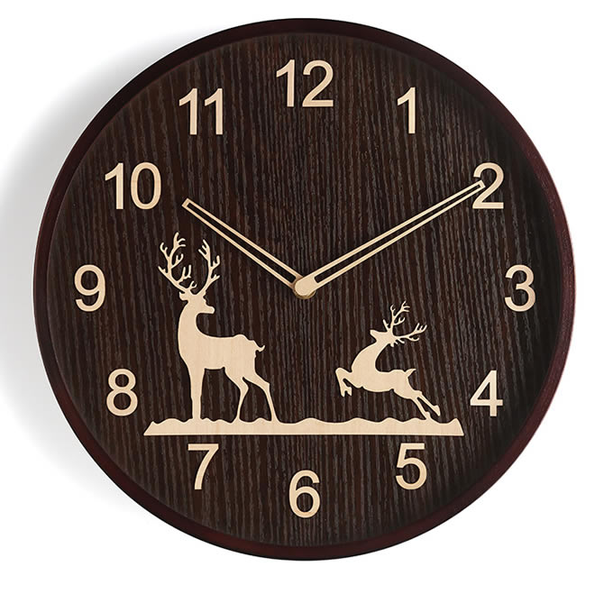  Beautiful elk christmas festival decoration wooden wall clock