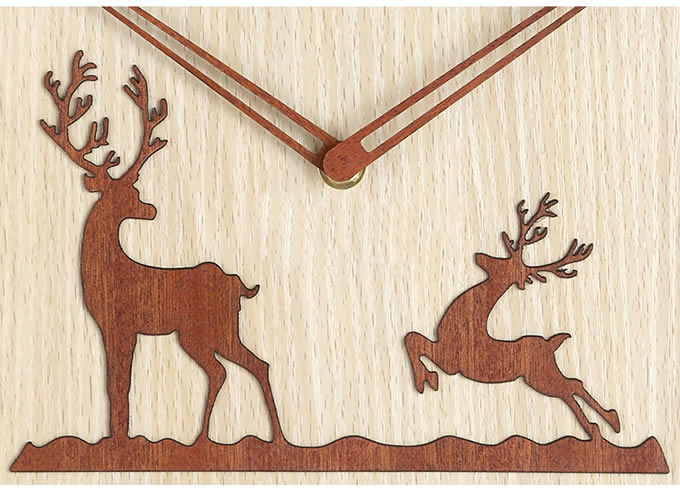  Beautiful elk christmas festival decoration wooden wall clock