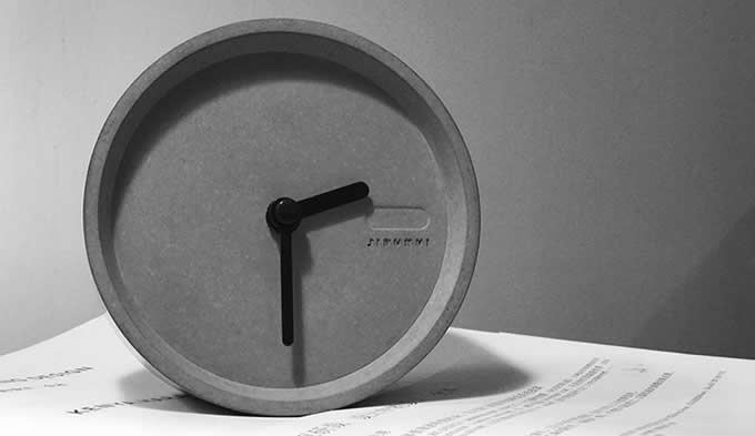 Concrete  Round Desk Clock