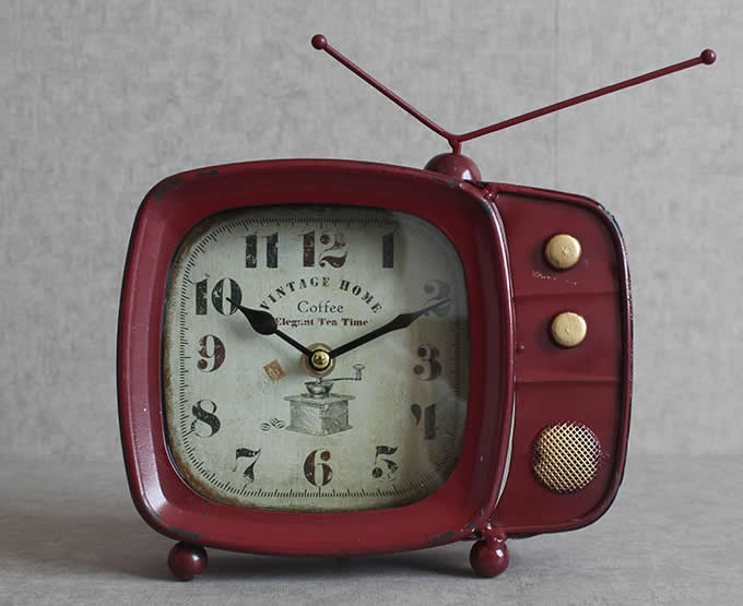 Iron Art Retro TV Shaped  Desk Clock 