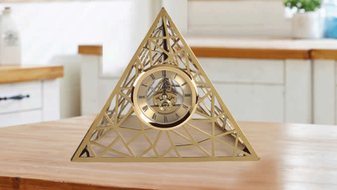 Metal Triangle Desk Clock