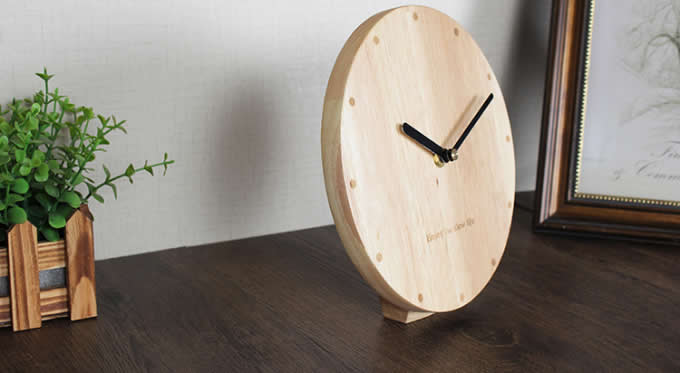 Modern Style Wooden Table Clock  