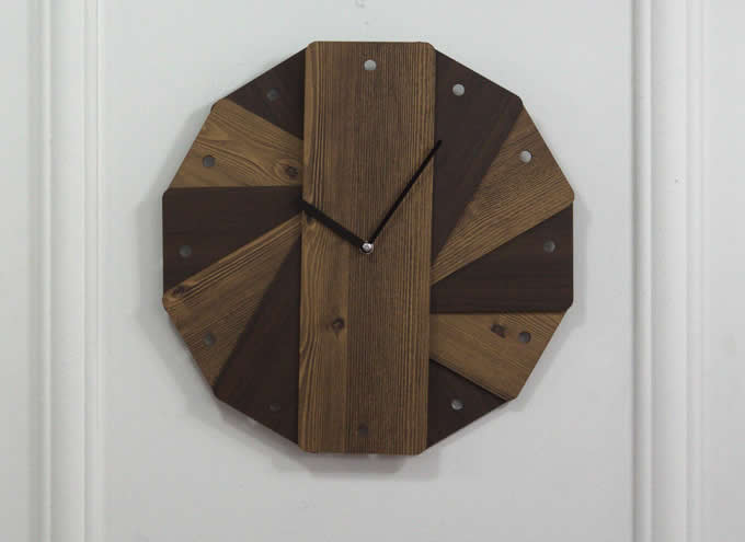 Round Silent Wooden Wall Clock Decorative Clock