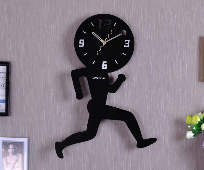   Runners Wall Clock