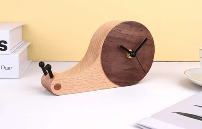 Wooden Snail  Desk Clock 