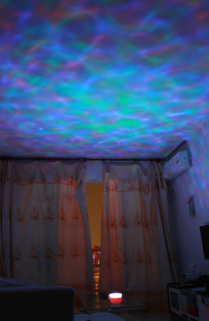  Aurora Palette Projector