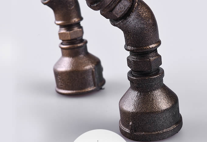 Creative Handmade Metal Table Lamp